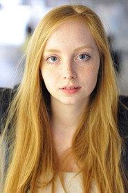 Natascha Lawiszus as Julia in The Hairdresser 2010