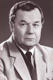 Yuri Sidorov as Pavel Chipurin in Four Sundays 1974