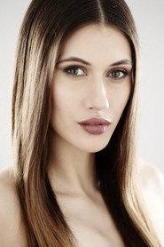 Caroline Green as Corabelle in Harry Price: Ghost Hunter 2015