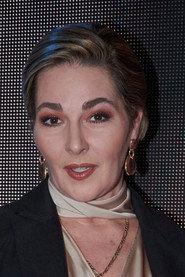 Eugenia Cauduro as Amalia in I Wanted to Find You 2018