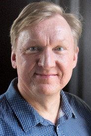 Aimo Räsänen as Sakari Salokoski in The More Loving One 2025