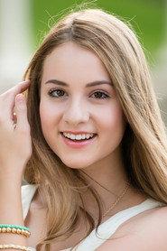 Gabrielle Valladares as Emma in Loophole 2019
