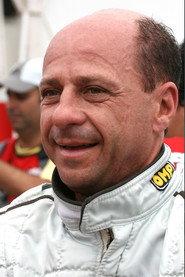 Roberto Pupo Moreno as Self in 3 Champions 2011