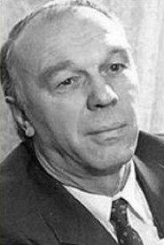Oleg Dashkevich as KGB officer in Denouement 1970