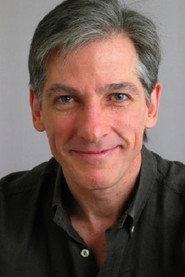 Lui Strassburger as Advogado in Port-au-Prince 2024