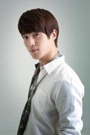 Yoon Sung-mo as Tae-o in The Language of Love 2014