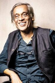 Sudhir Mishra as Self in Saeed Mirza: The Leftist Sufi 2016