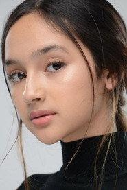 Olivia Morrison as Dinda in Titip Surat Untuk Tuhan 2024