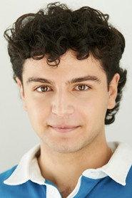 Samuel Israilov as Tom Smoulder in PICTURE DAY 2025