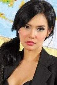 Jozza Meidia as Bella in 3 Playboy Galau 2013