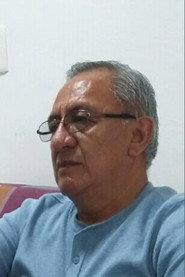 Rogelio Castillo as Psicólogo in Fisuras 2022