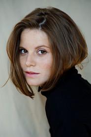 Muriel Bielenberg as Jenny Pietschek in Weihnachten … ohne mich, mein Schatz! 2012