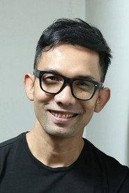 Indra Herlambang as Rasyid in Khalifah 2011