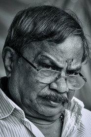 M T Vasudevan Nair as Self in 8½ Intercuts : Life and Films of K.G. George 2017