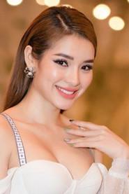 Phương Trinh Jolie as Jolie in 200 Pounds Beauty 2017