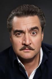 Settar Körmükçü as Kaptan in Murderous City 1953