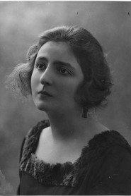 Hélène Darly as Donna Harris in Le Masque d'Hollywood 1930