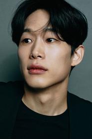 Lee Chan-yong as Jeong-u in mistletoe 2025