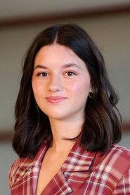 Blanca Soroa as Ainara in Sundays 2025