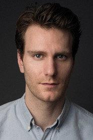 Mark Junek as Will Durham in Viral Beauty 2018