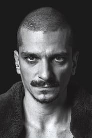 Arnaud Azoulay as Vine, the dealer in Sweet Valentine 2010