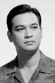 Abdullah Sani as Sultan Mansur Shah in Hang Jebat 1961