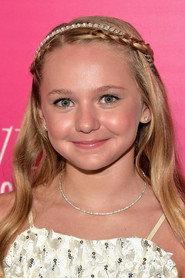 Avery Phillips as Dree in Rock the Kasbah 2015
