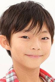 Shunta Ito as Kota Kawauchi (boy) in Ring Wandering 2022