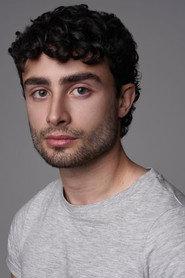 Albert Ponseti as Marido in El lago silente 2025