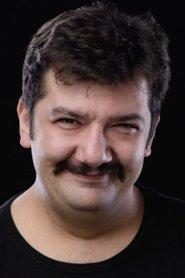 Serhat Kurtay as Altan in Love Tactics 2022