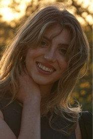 Capucine Pochart as Denise Lamoureux in Terrazzo 2023