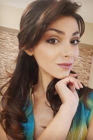 Irena Ilievska as Aida in Tomorrow Morning 2025