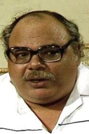 Bahgat Kamar as حفظى in Almagnoona 1985