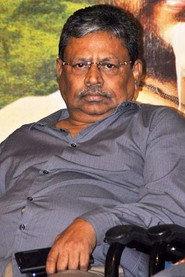 Pattiyal K. Shekar as Kanchi Azhagappan in Rajathandhiram 2015