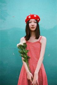 赵怡文 as in Follow Follow 2012