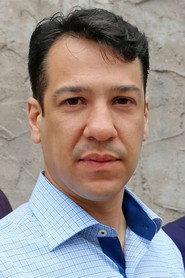 Oscar Perez as Self in Sparni 2023