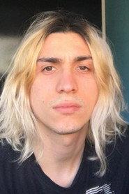 Greco Figueiredo as Blonde Student in O Professor da Lua Cheia 2020