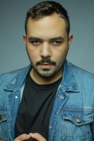 Matheus Moreira as Pedro in Efeito Laranja