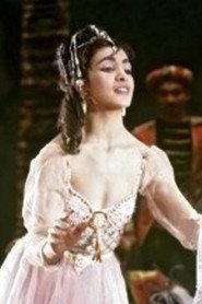 Sharafbonu Tyrdyyeva as Leili in Leili and Medzhnun 1959