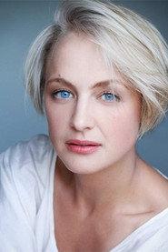 Britta Brandt as Tina in Burner 2020