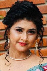 Gayani Gisanthika as Sandra in Sarigama 2016