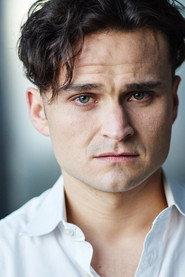 Kerry Malloy as Jim in The Holiday Dating Guide 2022