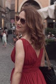 Susy Serra as Elisabetta in Dolce Far Niente (Sweet Doing Nothing) 2023