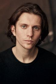 Bruno Hart as Coen in Express 2024