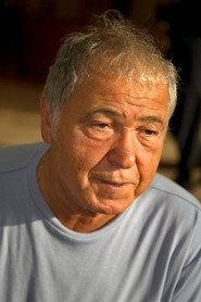 İrfan Atasoy as Selim in Rezil 1979