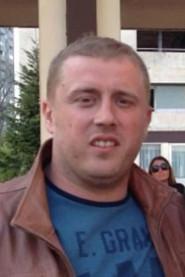 Slaviša Ivanović as Kidnaper 1 in In the Deathroom 2016