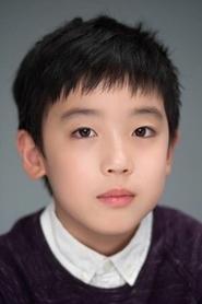 Kim Jung-chul as Si-ho in A Normal Family 2024