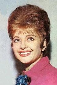 Nazha Younes as Wafaa in Albi Ala Waldi 1953
