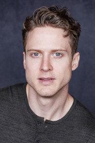 Graham Parkhurst as Todd in Boyfriends of Christmas Past 2021