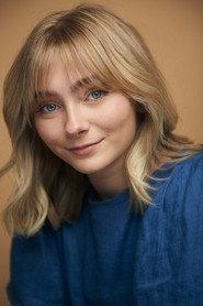 Lola Clare as Julie in The Hot Shot 2023